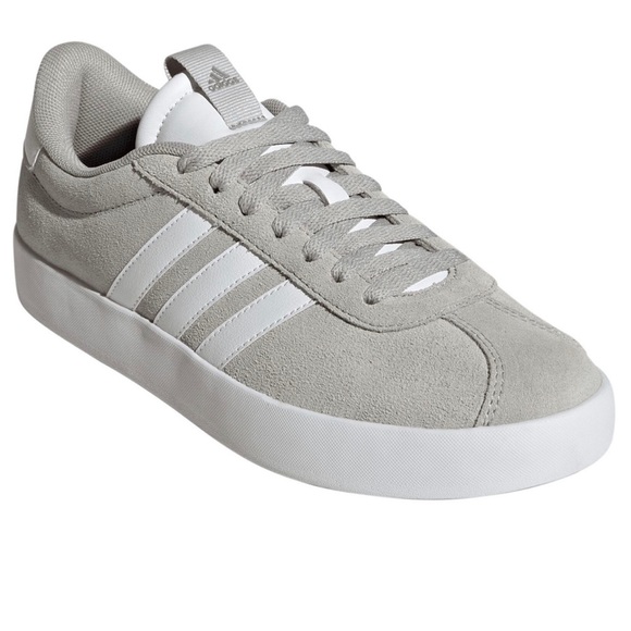 Adidas VL Court 3.0 Women’s 3 Stripe Suede Skate Fashion Low Top Shoes Sneakers - Picture 3 of 6